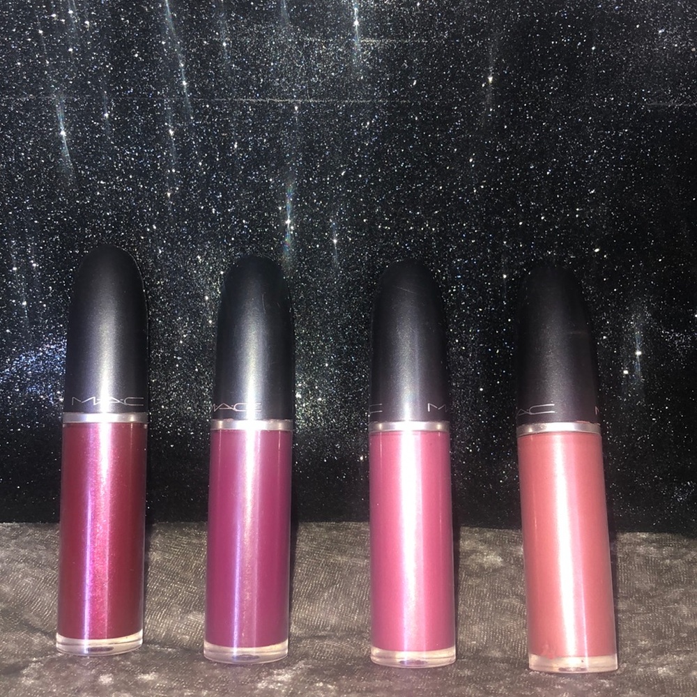 MAC LONG-WEAR LIPSTICKS